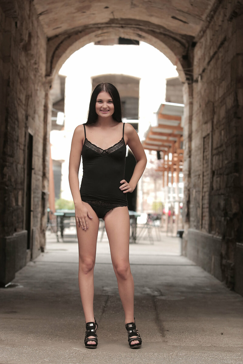 Алина, 24